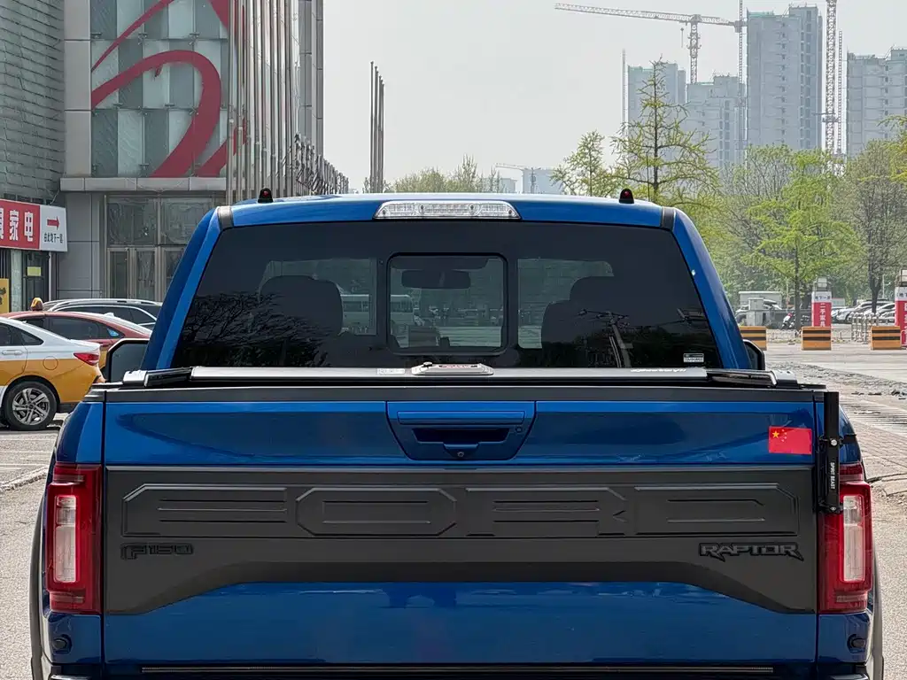 Ford F-150 Raptor — фото 7