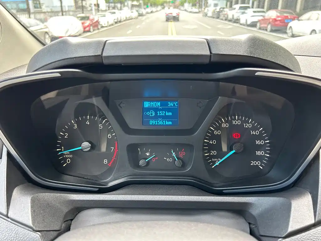 Ford Tourneo — фото 19