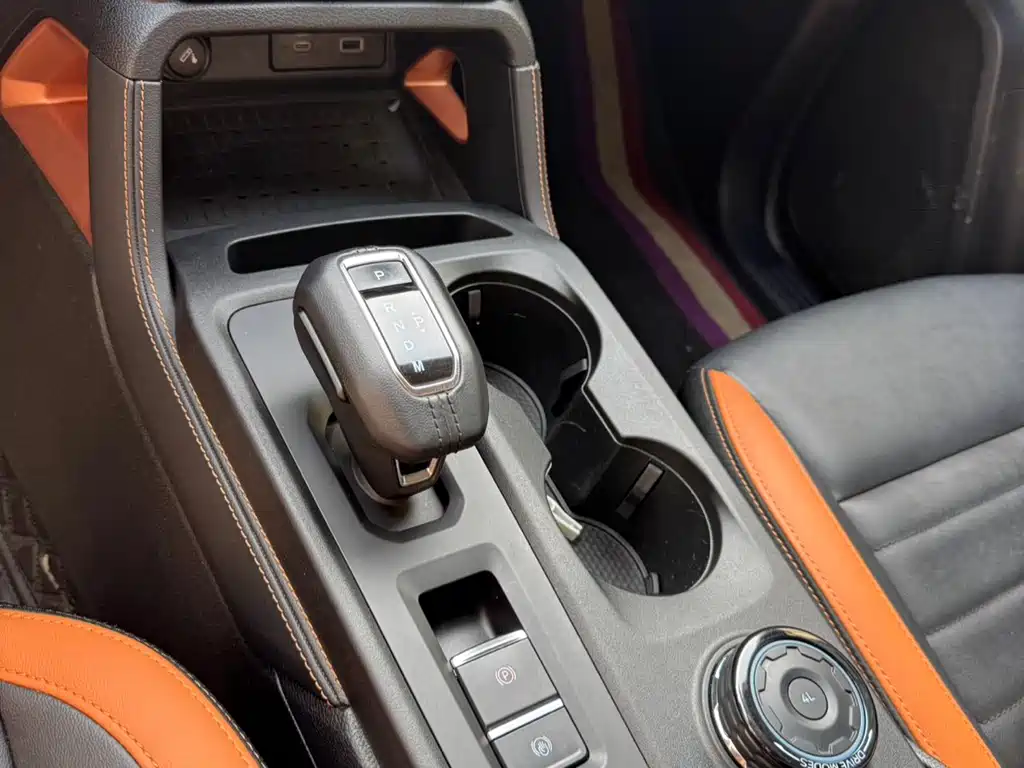 Ford Ranger — фото 11