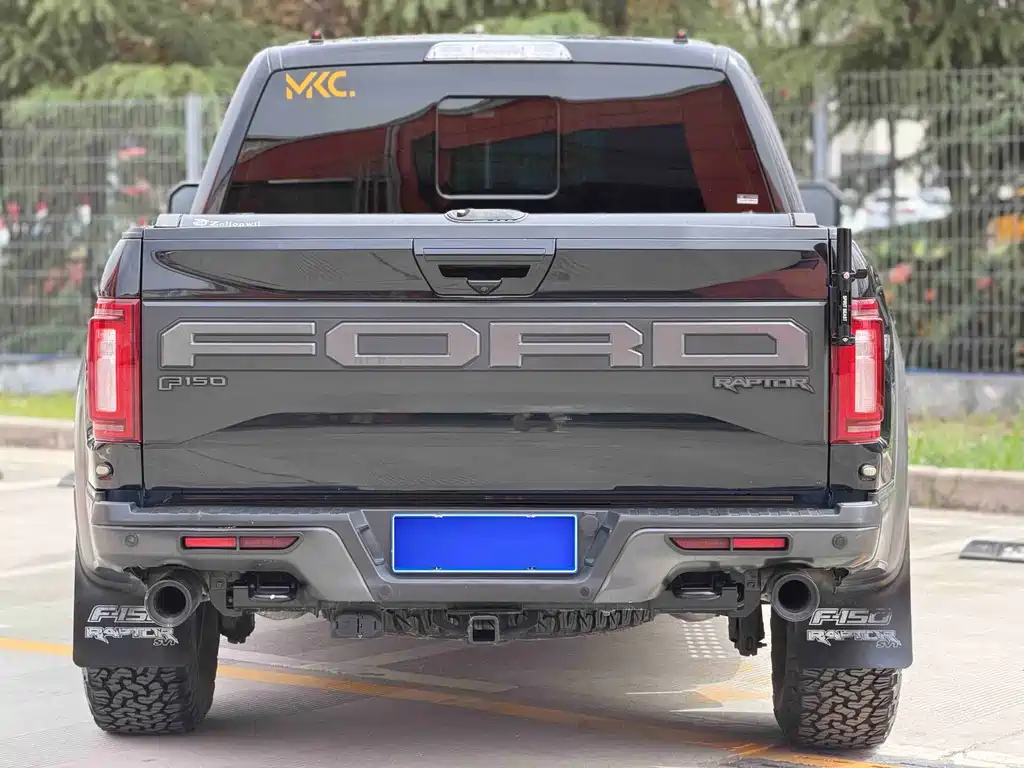 Ford F-150 Raptor — фото 13