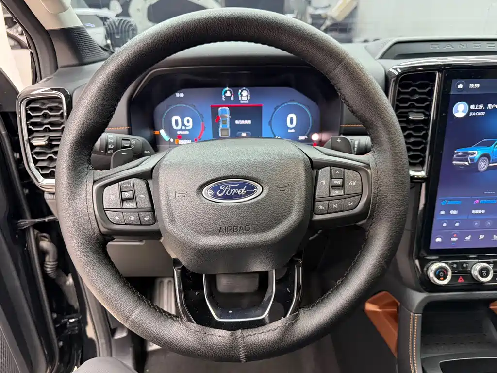 Ford Ranger — фото 16