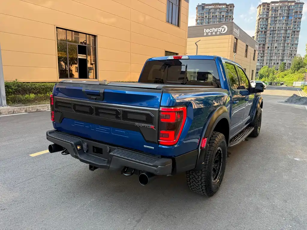 Ford F-150 Raptor — фото 8