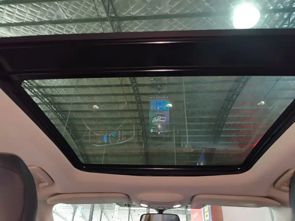 Ford Edge — фото 18