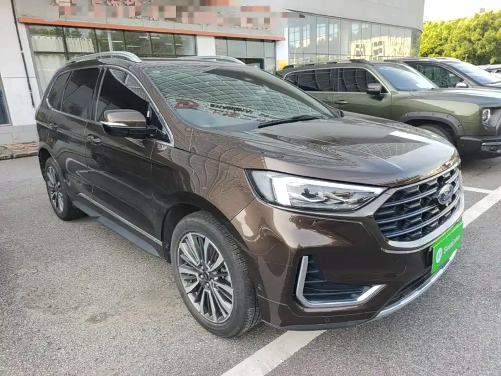Ford Edge — фото 4