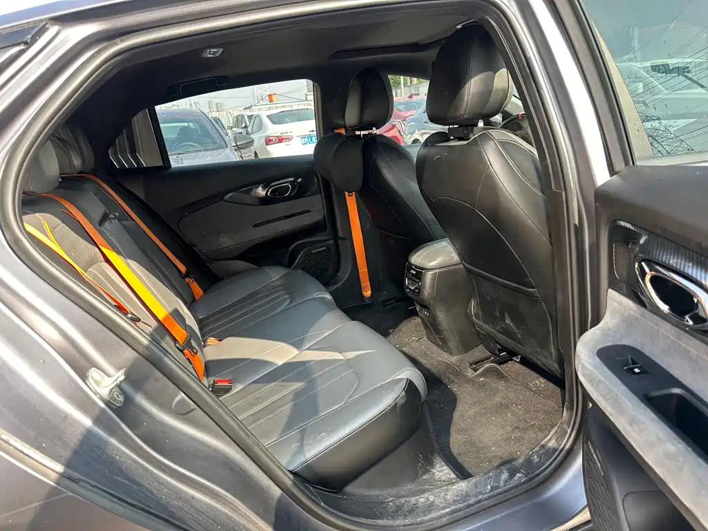 GAC Motor Shadow Leopard — фото 11