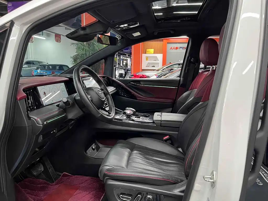 GAC Motor Trumpchi M8 — фото 4