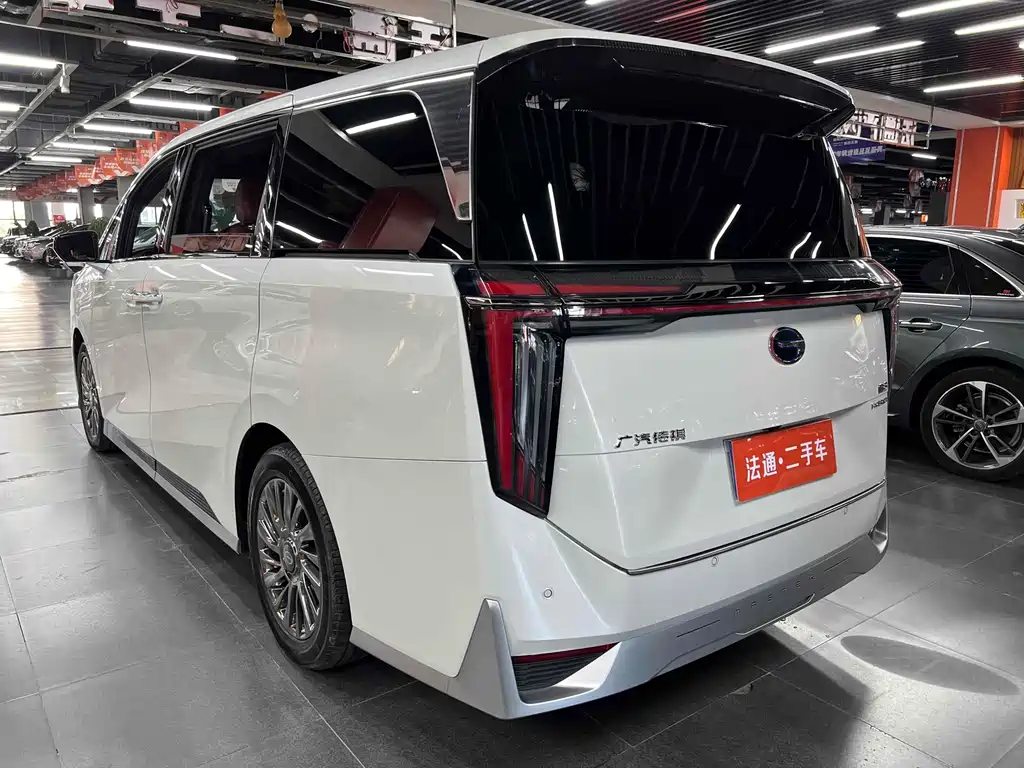 GAC Motor Trumpchi M8 — фото 7