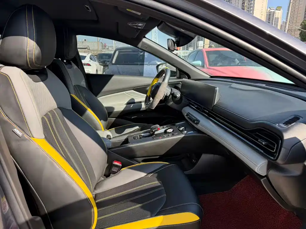 GAC Motor Shadow Leopard — фото 8