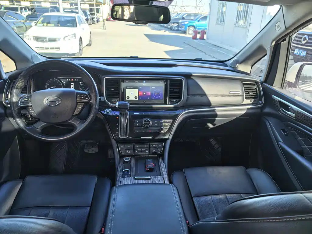 GAC Motor Trumpchi M8 — фото 8