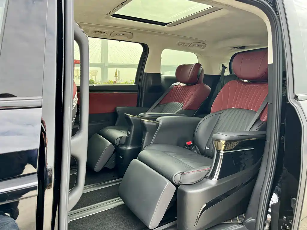 GAC Motor Trumpchi E9 — фото 13