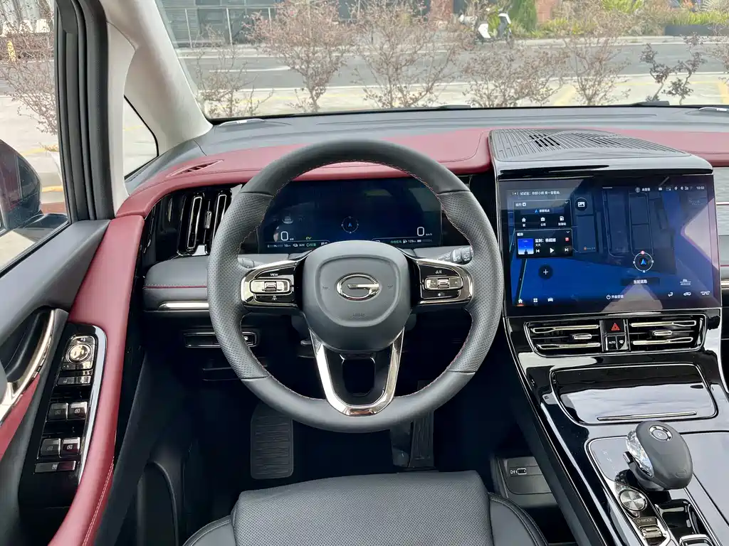 GAC Motor Trumpchi E9 — фото 20