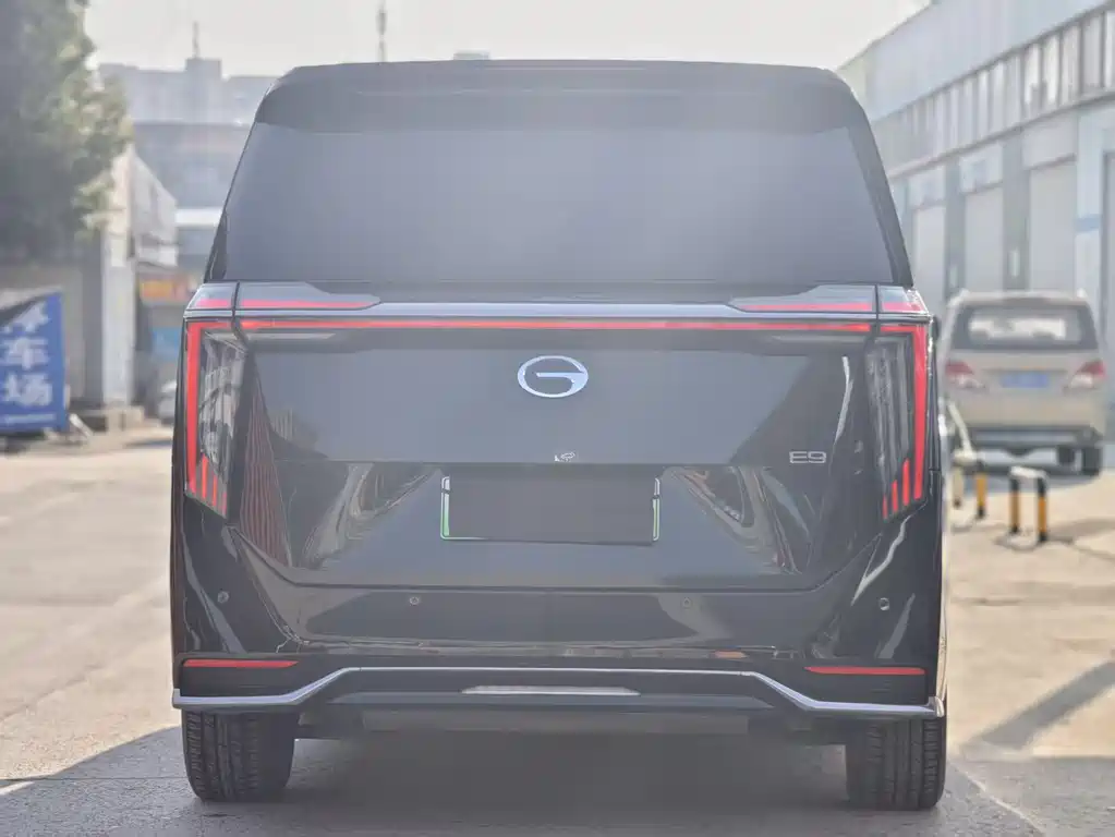 GAC Motor Trumpchi E9 — фото 8