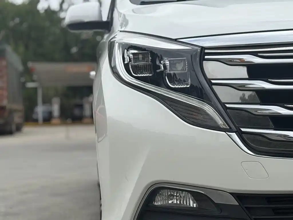 GAC Motor Trumpchi M8 — фото 5