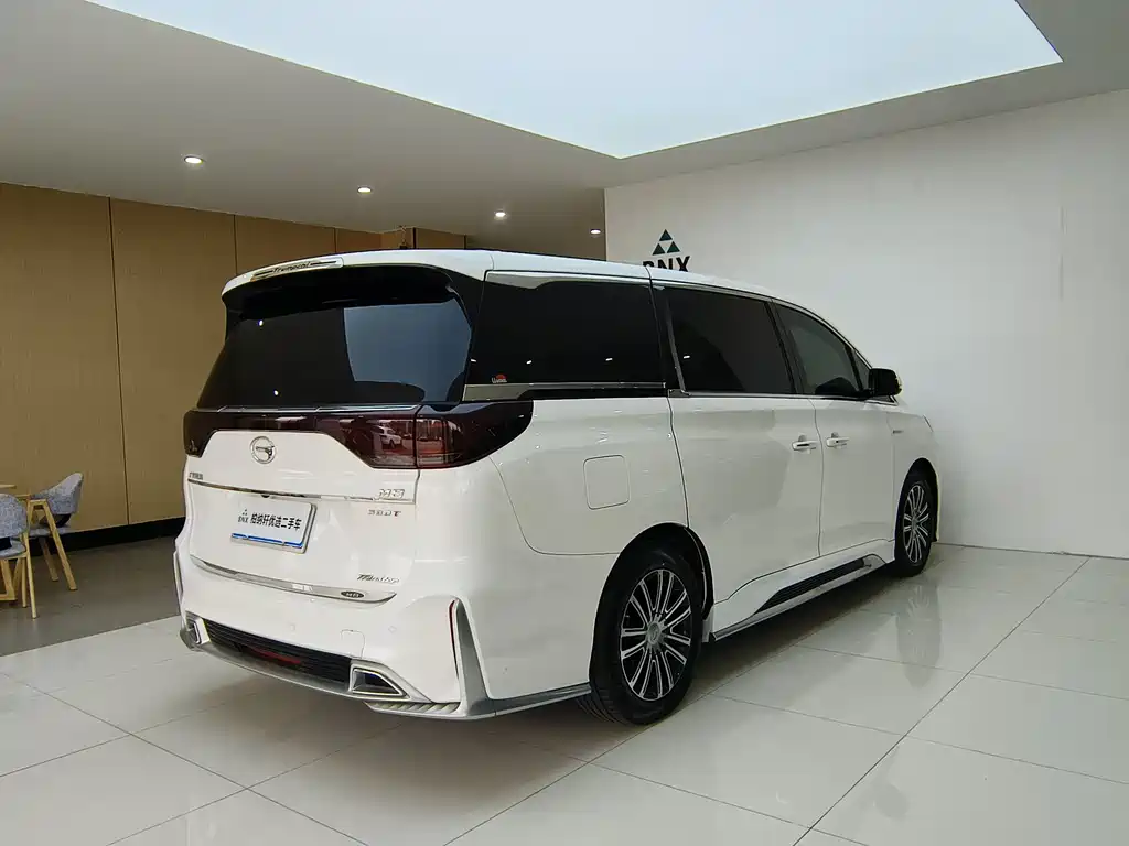 GAC Motor Trumpchi M8 — фото 2