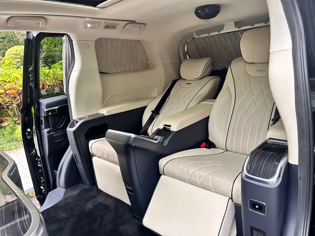 GAC Motor Trumpchi M8 — фото 18