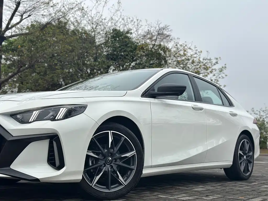 GAC Motor Shadow Leopard — фото 6