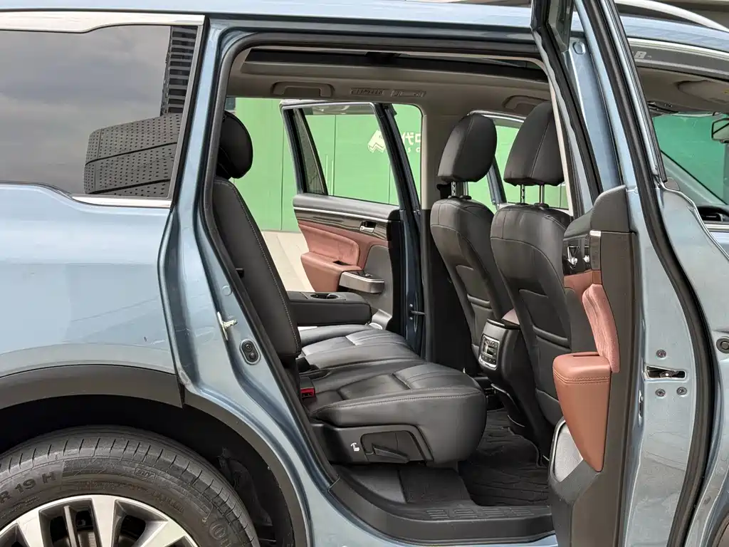 GAC Motor Trumpchi GS8 — фото 11