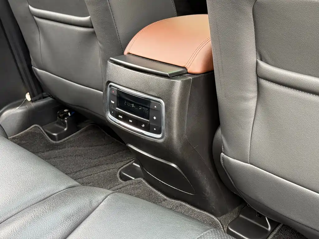 GAC Motor Trumpchi GS8 — фото 13