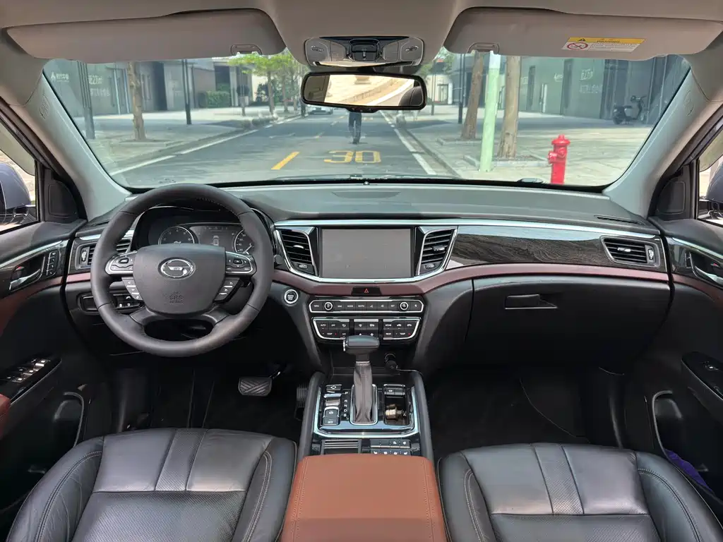 GAC Motor Trumpchi GS8 — фото 4