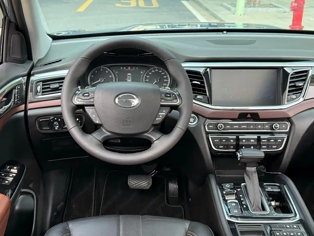 GAC Motor Trumpchi GS8 — фото 5