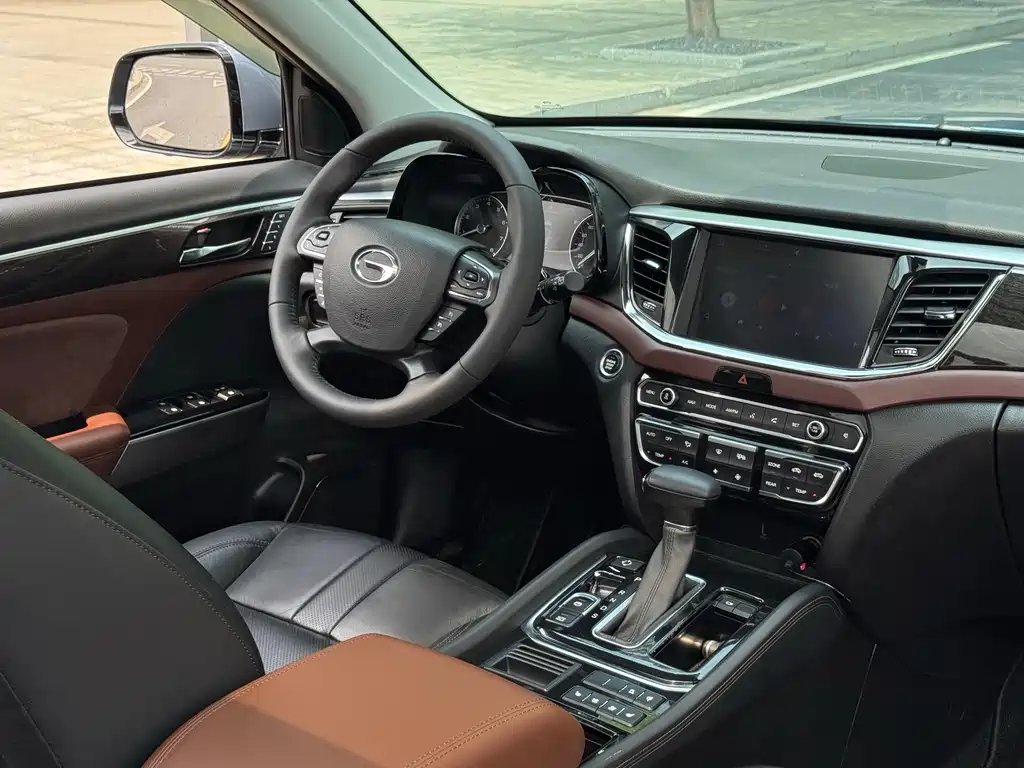 GAC Motor Trumpchi GS8 — фото 6
