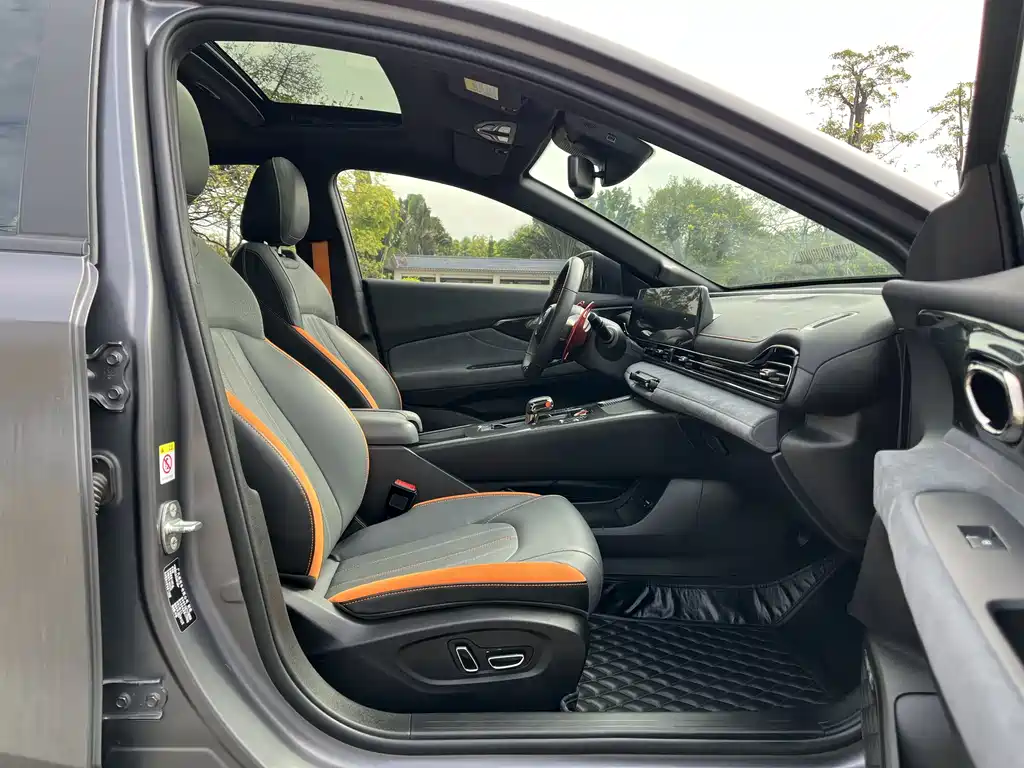 GAC Motor Shadow Leopard — фото 11