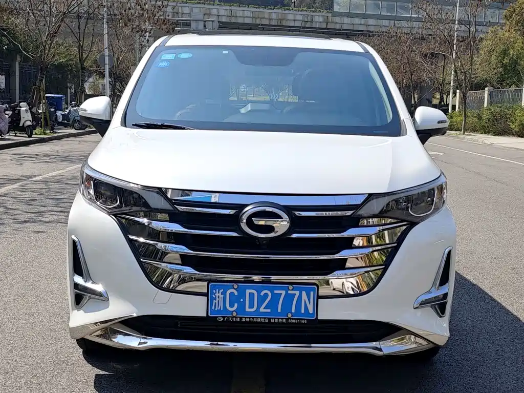 GAC Motor Trumpchi M6 — фото 8