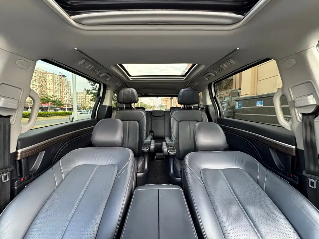 GAC Motor Trumpchi M8 — фото 15