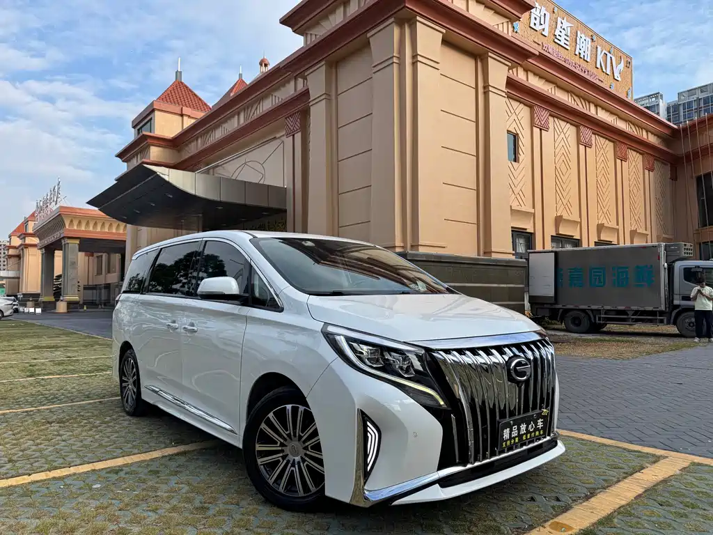 GAC Motor Trumpchi M8 — фото 3