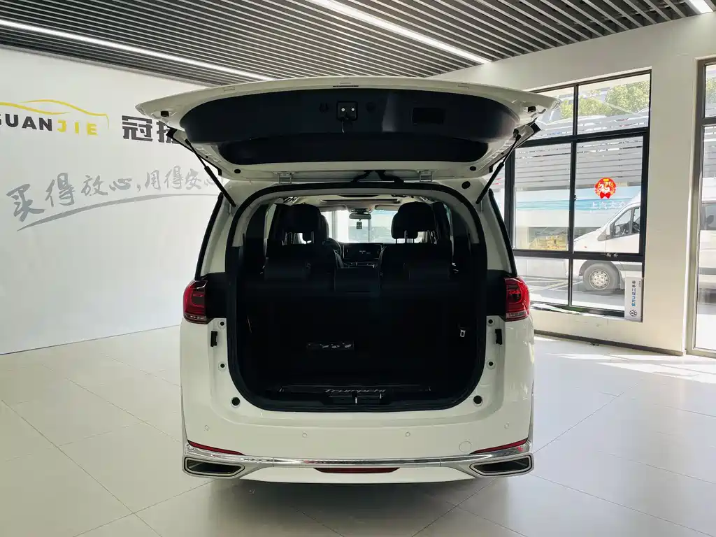 GAC Motor Trumpchi M8 — фото 15