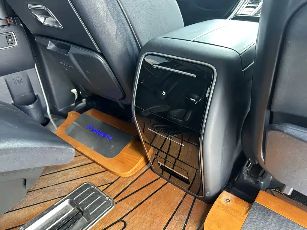 GAC Motor Trumpchi M8 — фото 13