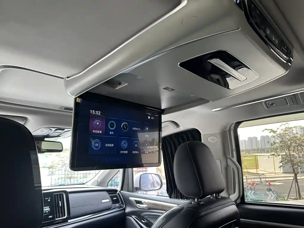 GAC Motor Trumpchi M8 — фото 25