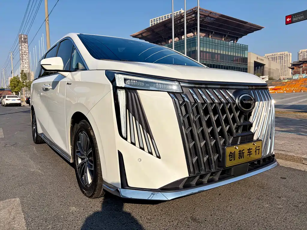 GAC Motor Trumpchi M8 — фото 3