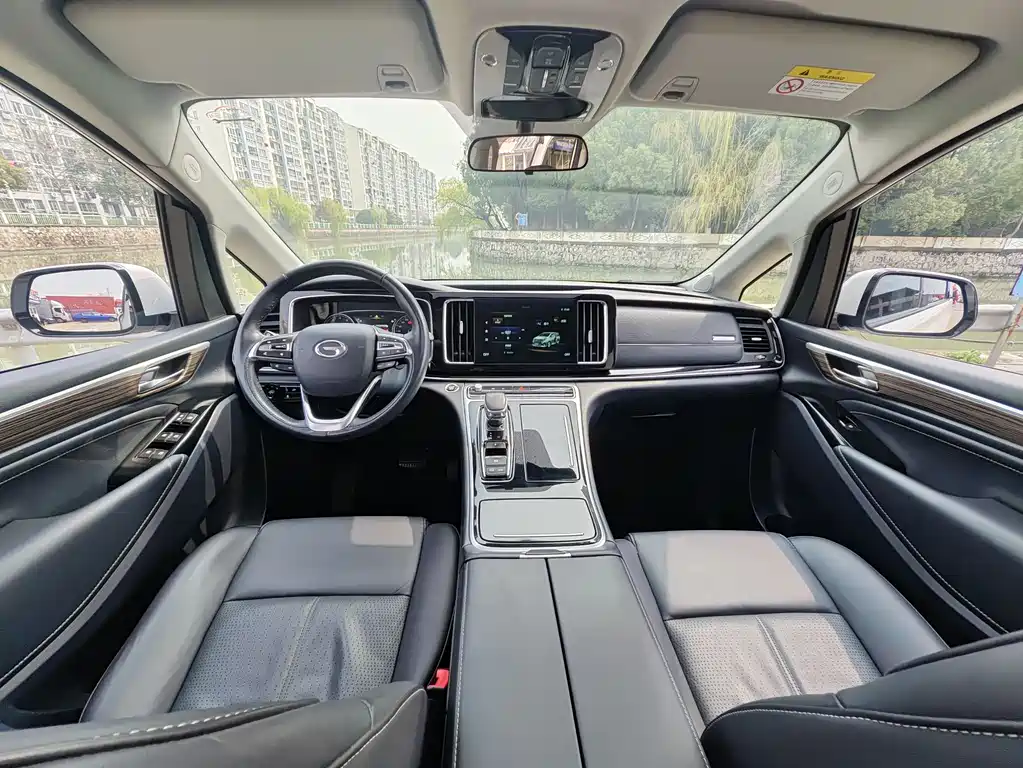 GAC Motor Trumpchi M8 — фото 4