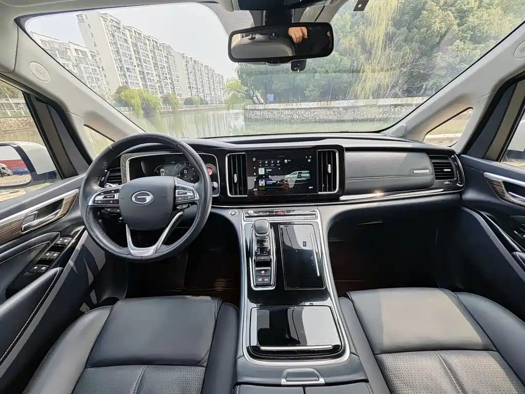 GAC Motor Trumpchi M8 — фото 4