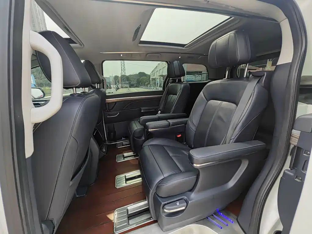 GAC Motor Trumpchi M8 — фото 5