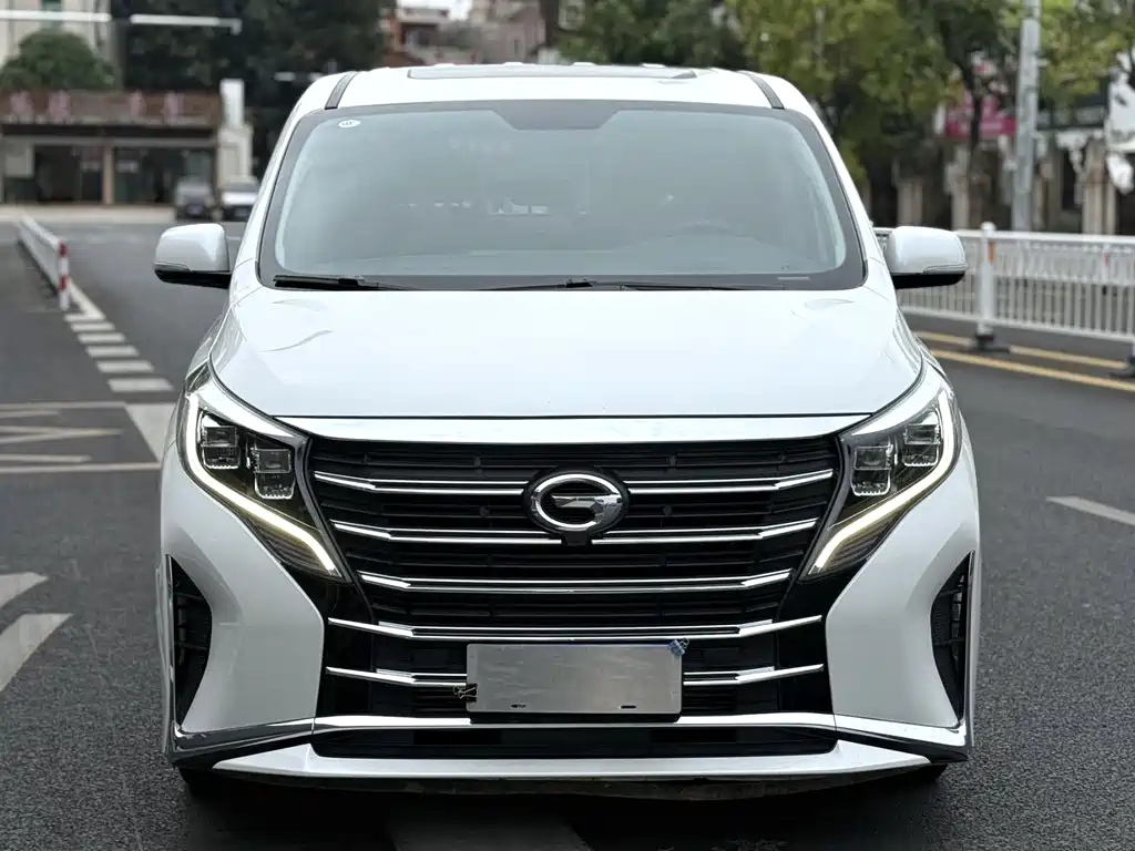 GAC Motor Trumpchi M8 — фото 2