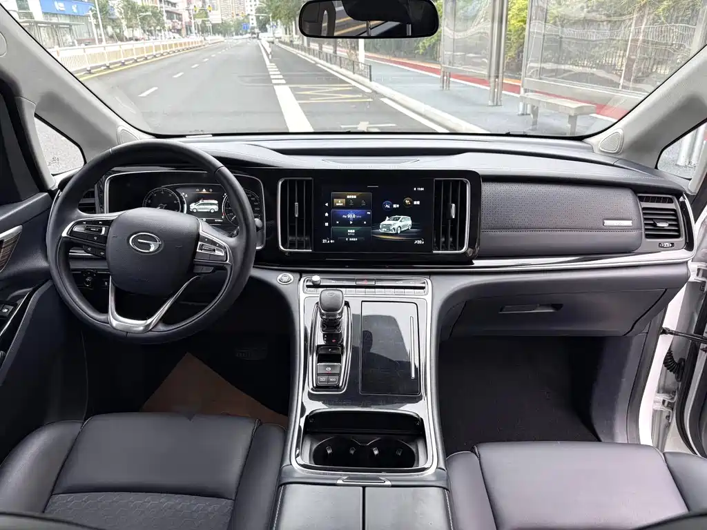 GAC Motor Trumpchi M8 — фото 4