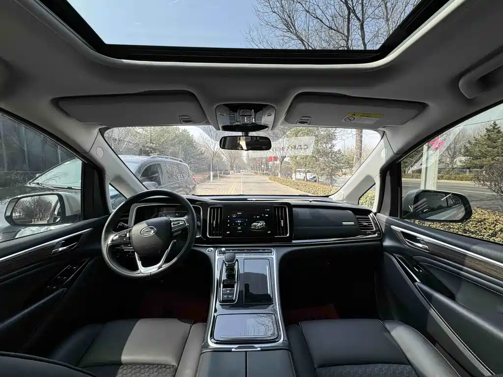 GAC Motor Trumpchi M8 — фото 9