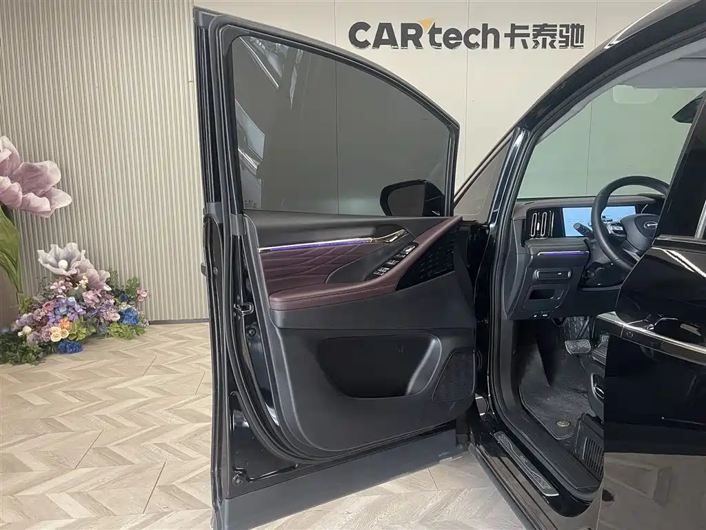 GAC Motor Trumpchi M8 — фото 20