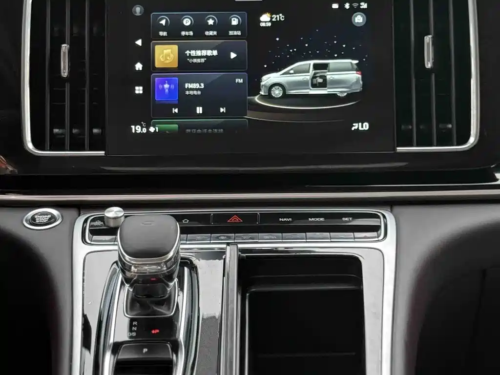 GAC Motor Trumpchi M8 — фото 40