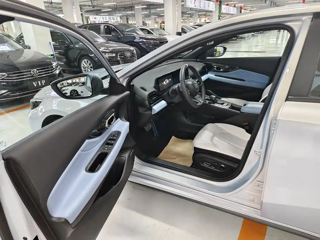 GAC Motor Shadow Leopard — фото 8