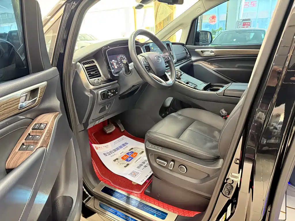 GAC Motor Trumpchi M8 — фото 6
