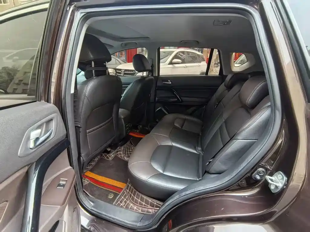 GAC Motor Trumpchi GS4 — фото 9