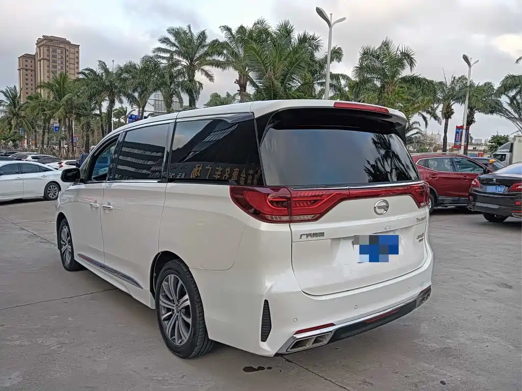 GAC Motor Trumpchi M8 — фото 12