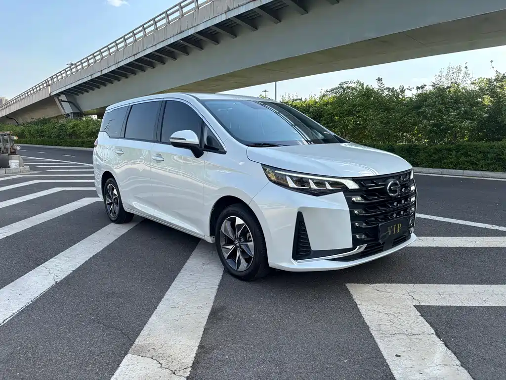 GAC Motor Trumpchi M6 — фото 3