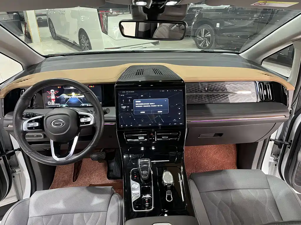 GAC Motor Trumpchi M8 — фото 8