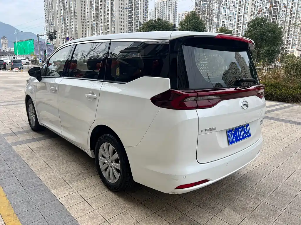 GAC Motor Trumpchi M6 — фото 17