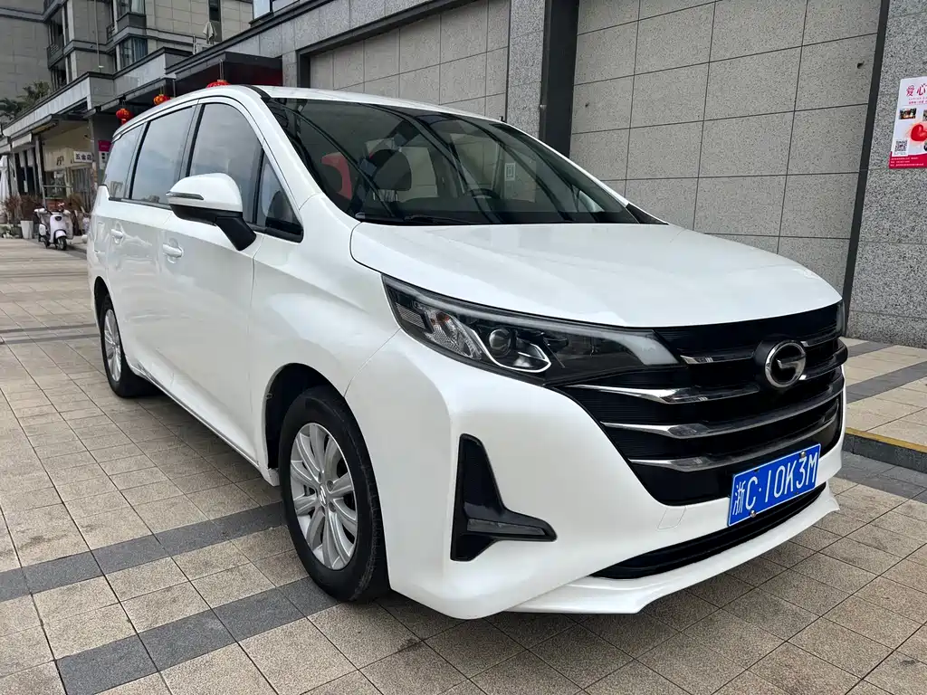 GAC Motor Trumpchi M6 — фото 3