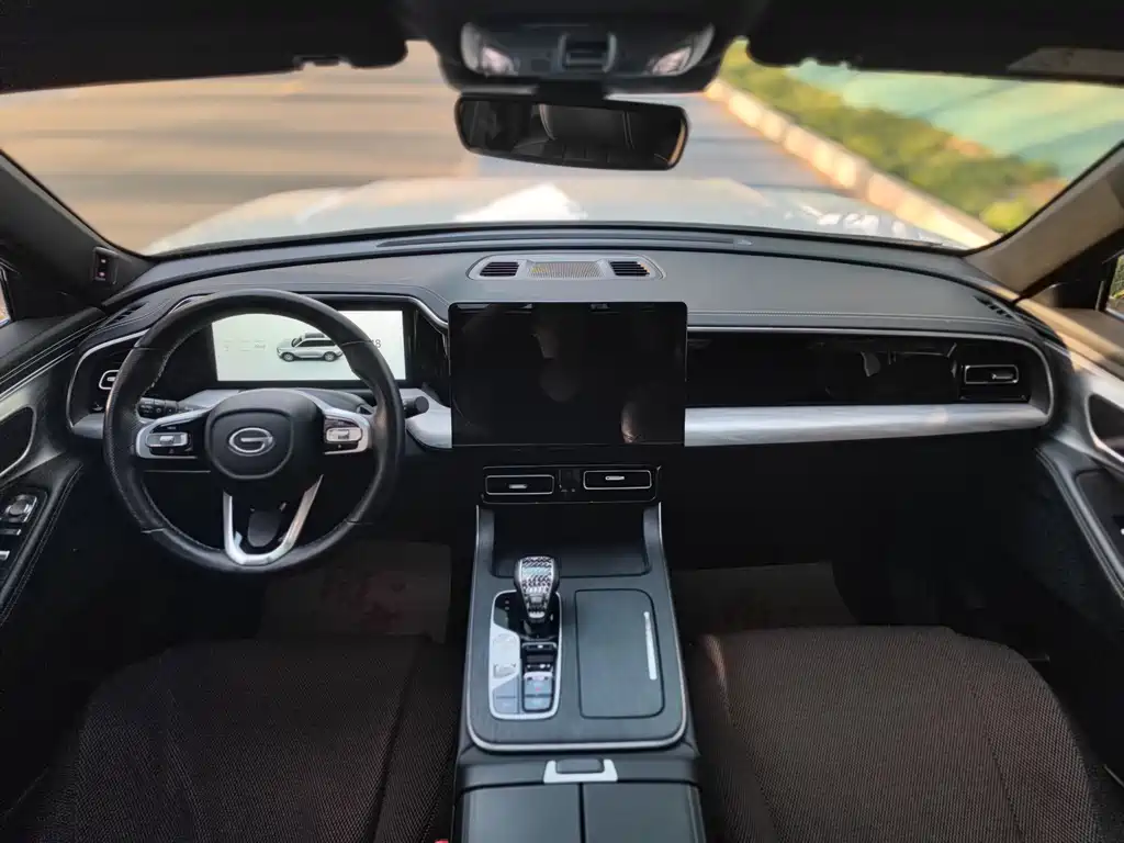 GAC Motor Trumpchi GS8 — фото 13